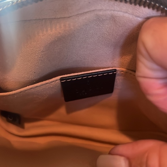 Gucci GG Marmont Matelassé Leather Belt Bag in black - Picture 4 of 7